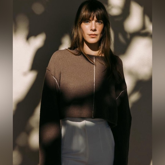 ZARA CONTRASTING PIPING CROP KNIT SWEATER - Picture 3 of 6